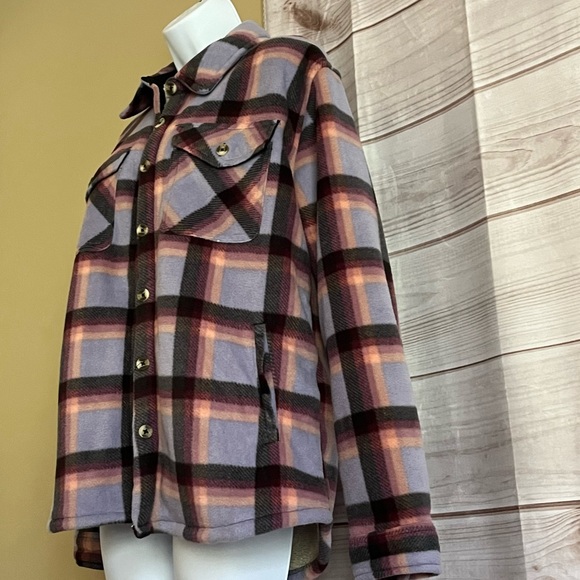 Sage Womens’ Plush Plaid Shirt Jacket Shacket - Picture 3 of 8